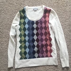 Scoop neck argyle sweater